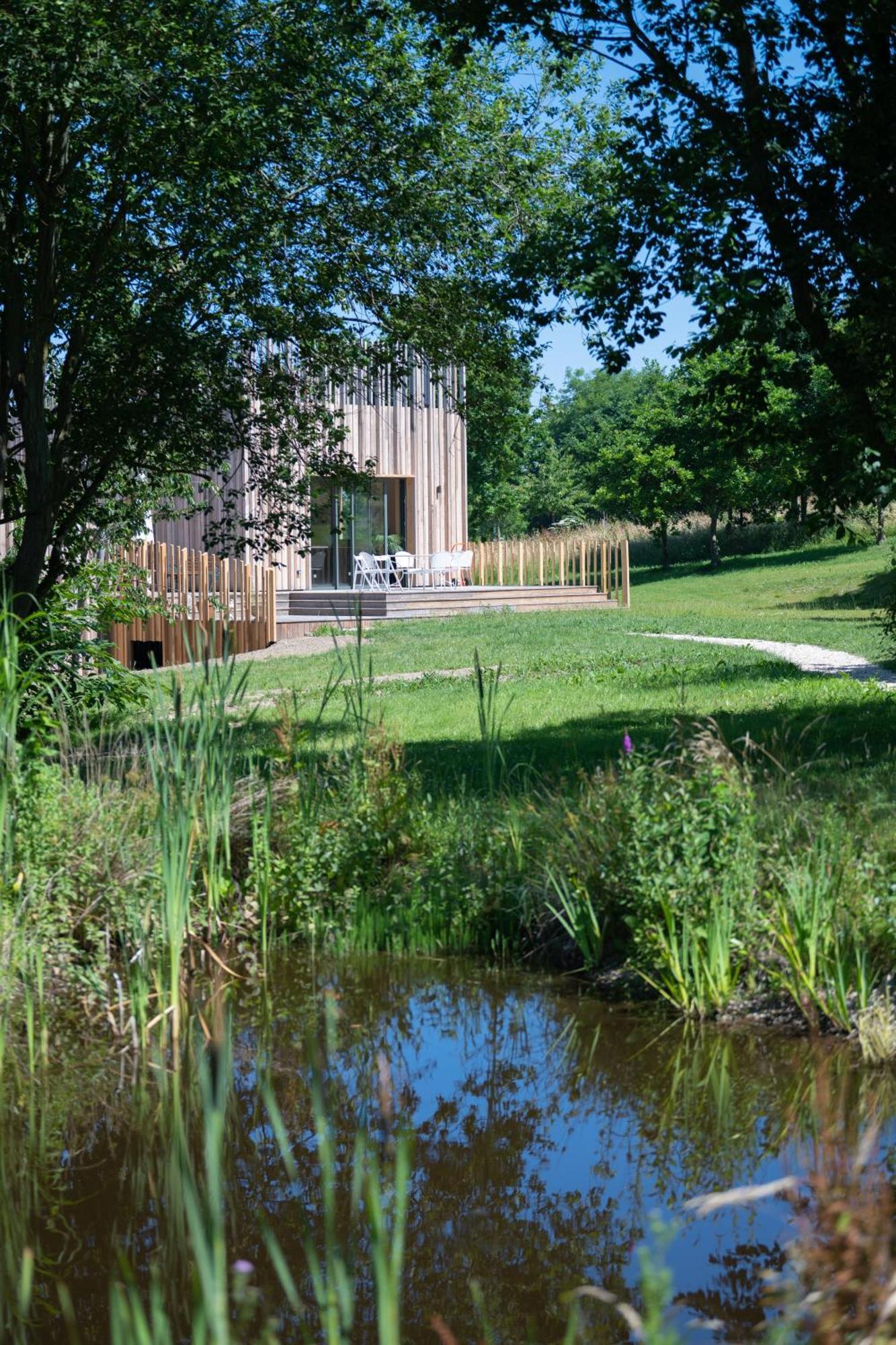 Maison Face A La Dans Un Domaine Ecologique Holiday home *